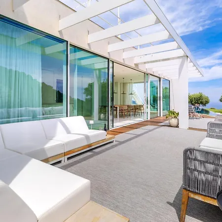 Hostdomus - Ghighina *